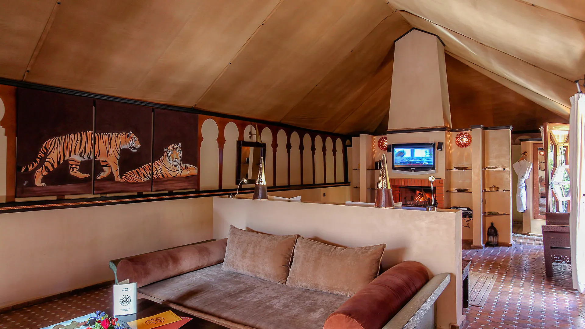 Palais Dar Ambre Otel Marakeş